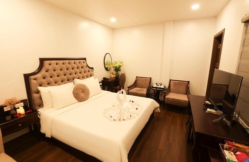 Ha Dong Hotel | Bay Luxury - Royal Văn Phú Hotel