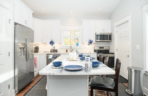 Hillsmere Shores House | Bay Ridge house by Quiet Waters Park, Thomas Point Park