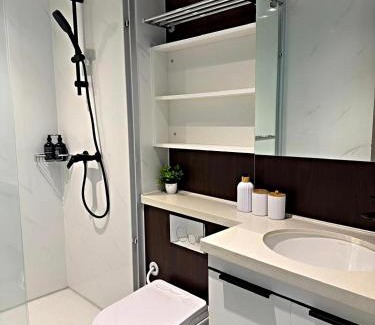 Likas Apartment | Bay Suites Likas - 沙巴民宿 - 3 Min to KK City - Sea View