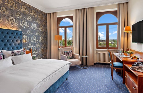 Innere Neustadt Hotel | Bayerischer Hof Dresden