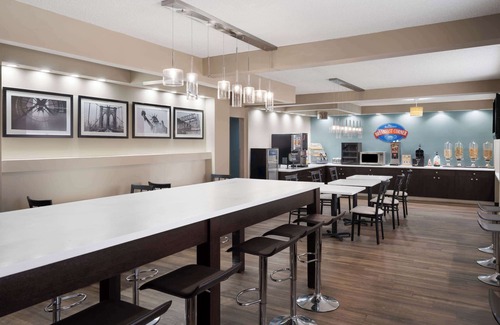 Boardman Hotel | Baymont by Wyndham Boardman