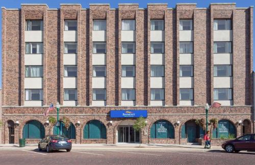Delavan Hotel | Baymont by Wyndham Delavan Near Lake Geneva