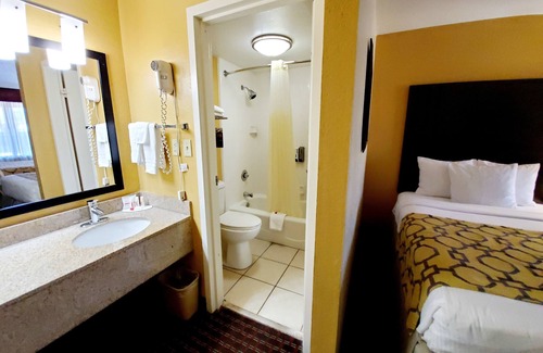 Goodlettsville Hotel | Baymont by Wyndham Goodlettsville/Nashville