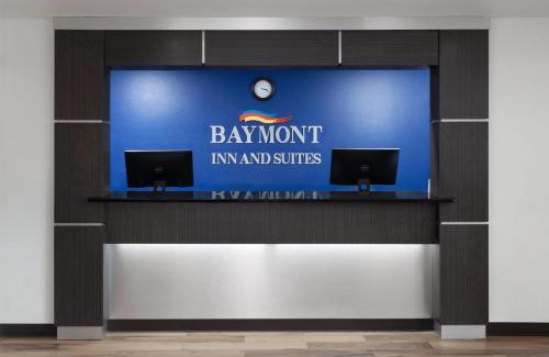 Ashwaubenon Hotel | Baymont by Wyndham Green Bay