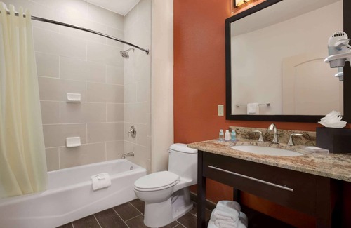 Hobbs Hotel | Baymont by Wyndham Hobbs