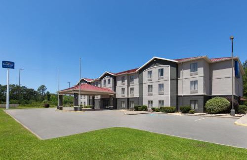 Kreole Hotel | Baymont by Wyndham Moss Point