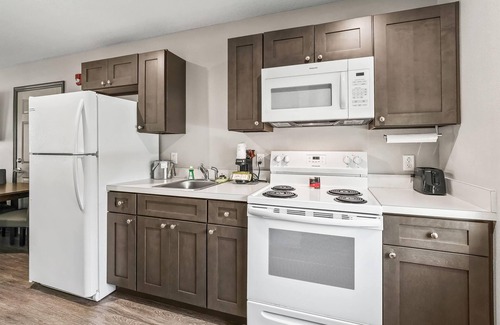 Ocala Hotel | Baymont by Wyndham Ocala Suites