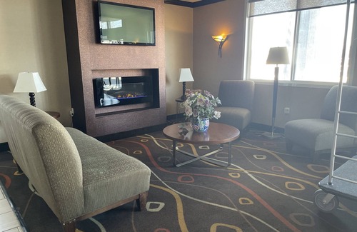 Dunmore Hotel | Baymont by Wyndham Scranton Dunmore