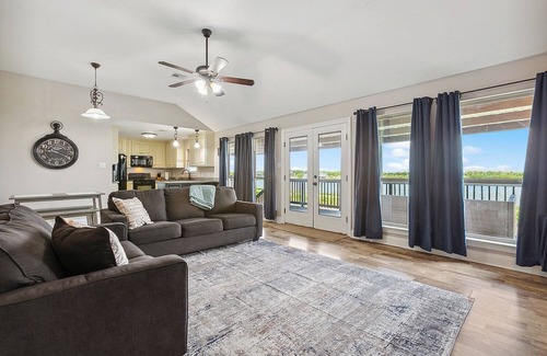 Des Allemands House | Bayou View on Lake Des Allemands