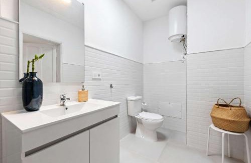 Los Cocoteros Apartment | Bayside Cocoteros Hideaway Serenity Cove