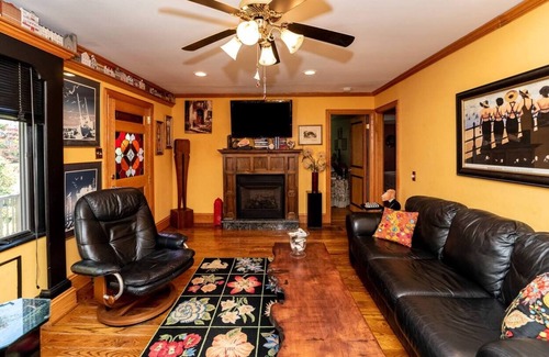 North Cape May House | Bayside Getaway 3 Blocks from Bay
