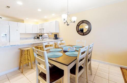 Heron Harbour Isle Apartment | Baywatch II 304D