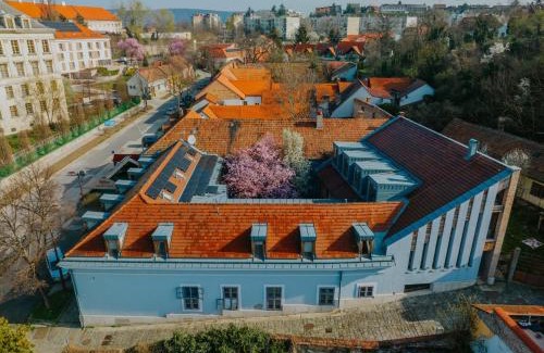 Esztergom Bed & Breakfast | Bazilika alatt Panzió