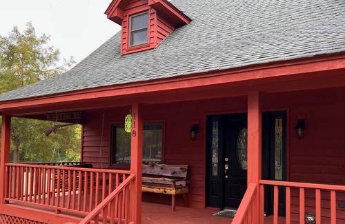 Mount Ida Cabin | BB's River Cabin