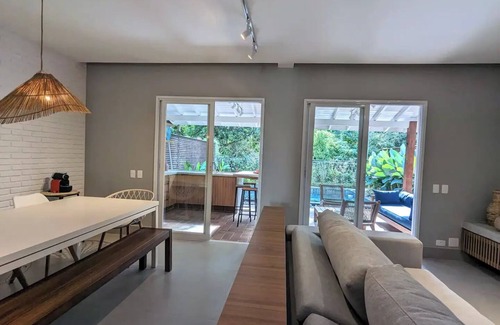 Praia do Pauba House | Beautiful Casa Pé na Areia, 4 En-suites and Private Pool