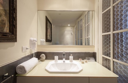 Quartiere Coppede House | Bea Suites Luxury Rooms