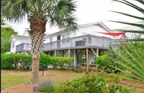 Windy Hill House | Beach Breeze 3, pet friendly, walking distance to Atlantic Ocean free parking