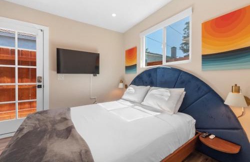 Ocean Beach House | Beach Bungalow Perfection - Private Patios, BBQ walk2beach & Pet Friendly!