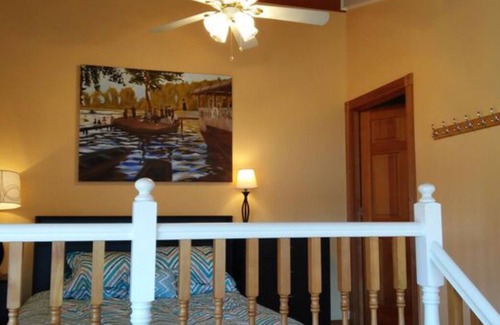 Shelton House | Beach Casita - Allyn Inn