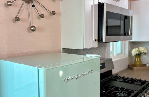 Imperial Beach House | Beach Cottage in Imperial Beach