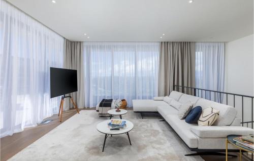 Crveni Vrh House | Beach Front Home In Savudrija