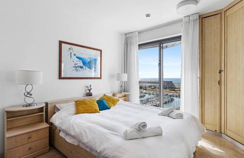 Herzliya Pituach Apartment | Beach Front Luxury Apartment