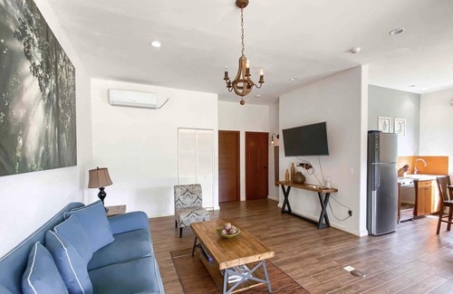 Las Escobas del Venado Apartment | Beach front condo in the heart of Playa Venao. Sea, Surf, Bars, Restaurants…