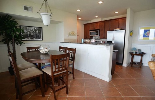 Galveston Condo | Beach front, Top Floor Condo, stunning views of gulf, 7 day discount rate.