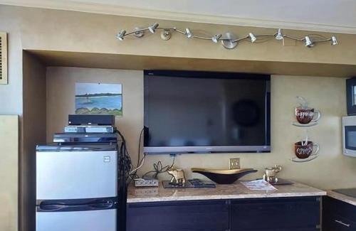 Atlantic City Apartment | Beach Front with Ocean View