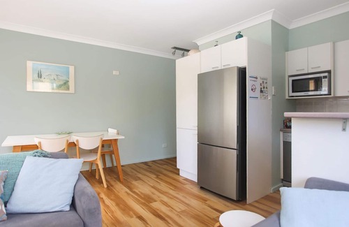 Hawks Nest House | Beach Haven - opposite the beach