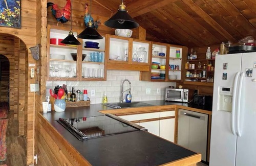 Ferndale House | Beach home - family-friendly! Sunrise @ Sandy Point