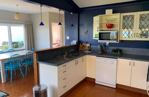 Lowry Bay House | Beach Home with 3 double bedrooms and amazing sea views