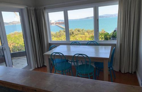 Lowry Bay House | Beach Home with 3 double bedrooms and amazing sea views