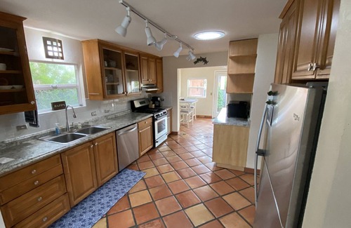 Cayucos House | Beach House, 1 block to beach, walk to town, great outdoor space