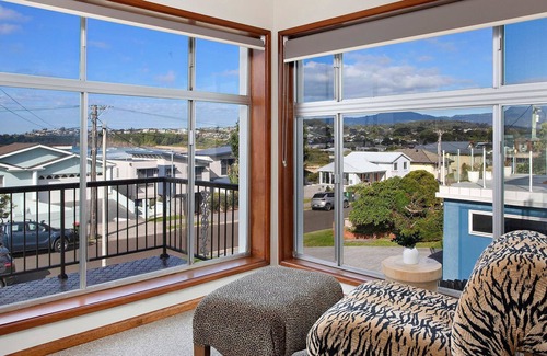 Kiama Downs House | Beach House on Johnson