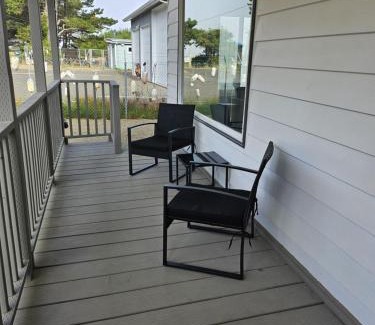 Long Beach House | Beach House Retreat