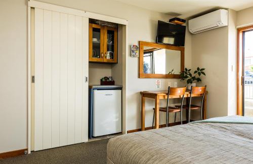 Ahuriri House | Beach House Studios