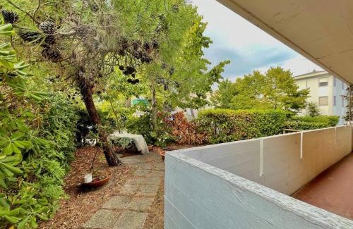 Grado Pineta Apartment | Beach house with private garden and parking