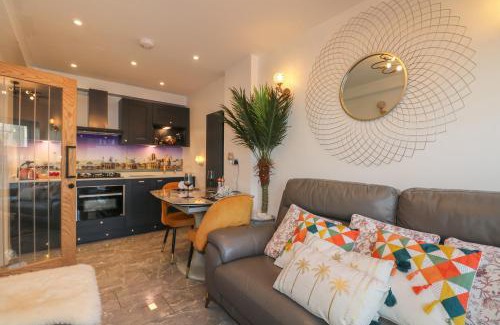Seaford Apartment | Beach Retreat