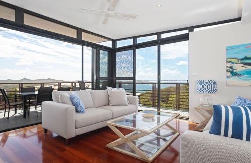 Boat Harbour Apartment | Beach View At One Mile 8 infinity complex pool and WI FI