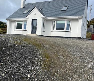 Doogort House | Beach View Heights, Dugort, Achill Island