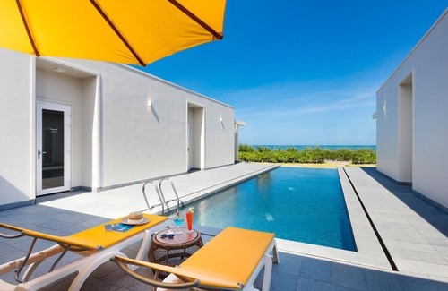 Long Hai Villa | Beach view villa, private pool, near famous tourist attractions.