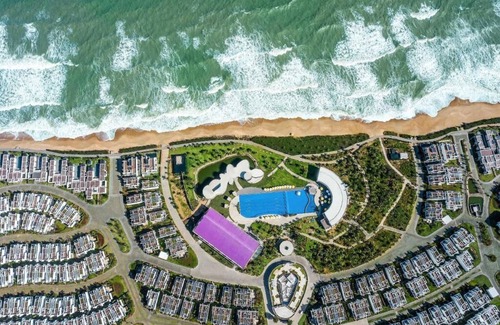 Long Hai Villa | Beach view villa, private pool, near famous tourist attractions.