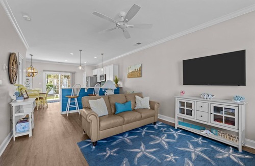 Atlantic Beach Villa | Beach Villa with Tropical Pool