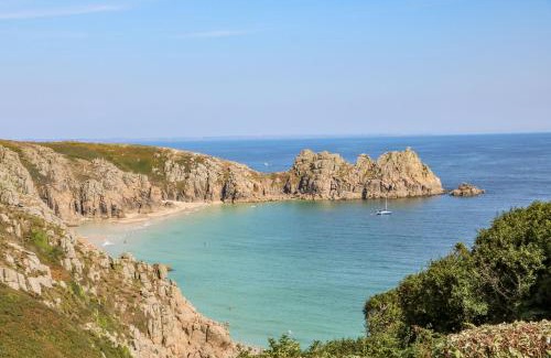 Porthcurno Apartment | Beachcomber
