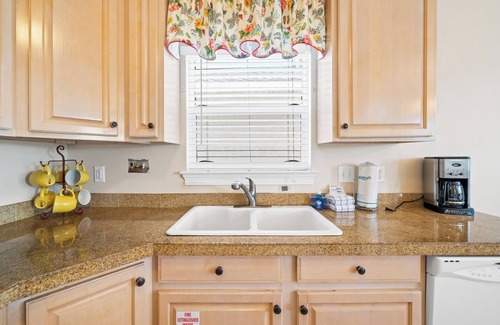 Gulf Lagoon Beach Condo | Beaches and Dreams by Book That Condo