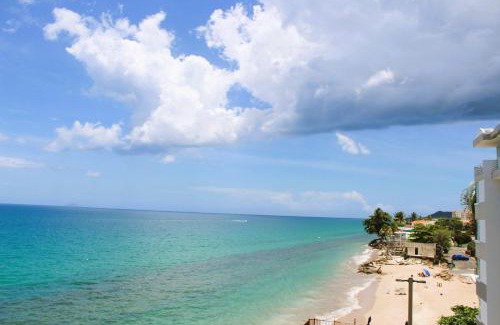 Stella Apartment | Beachfront 2 bdr unit at Victoria del Mar 4E