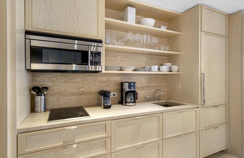 Bal Harbour Condo | Beachfront Atlantic Suite 5 Star Residences/Bal Harbour