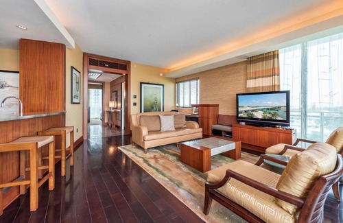 Bal Harbour Apartment | Beachfront Condo at The Ritz-Carlton -310N11