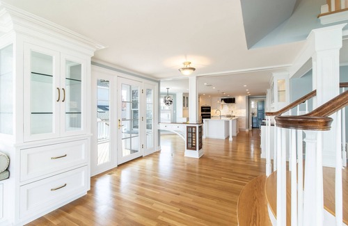 Pine Orchard House | Beachfront Home in Pine Orchard, Branford available for monthly or academic rent